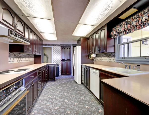 Kitchen Carpet Installation Service